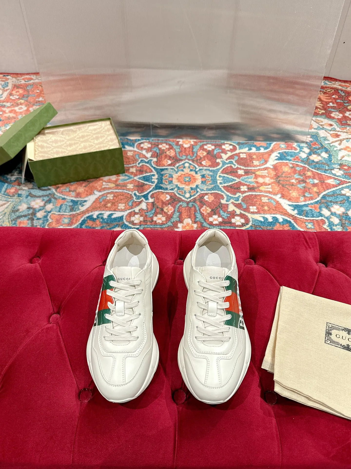 👟👟Ex-factory price 700👟👟 Men's size +10 🇮🇹Italy🇮🇹Gucci GUCCI🇮🇹Dad shoes (purchase level) (original replica) 👑 The original version purchased by Taikoo Hui has been continuously improved and upgraded in details, from the packaging of the shoes - anti-counterfeiting markings - shoe box accessories - fabric optimization - outsole technology - stitching and routing - oil edge technology. We do our best ◼️ Outsole: original plate molding ◼️ Upper: original grade A imported cowhide 🐮 ◼️ lining: original grade A mixed sheepskin 🐑 ◼️ Feet: original grade A mixed sheepskin 🐑 ◼️ Medium and low belt LOGO + original injection molding foot technology + original lasting technology ◼️ Original full set of customized packaging (anti-counterfeiting chip + a cloth bag + GUCCI card envelope + electronic invoice with credit card slip + shoelaces) ◼️ All details of the higher version are consistent with the original version (note the comparison) ◼️ Code number: 35-40 for women and 39-44 for men